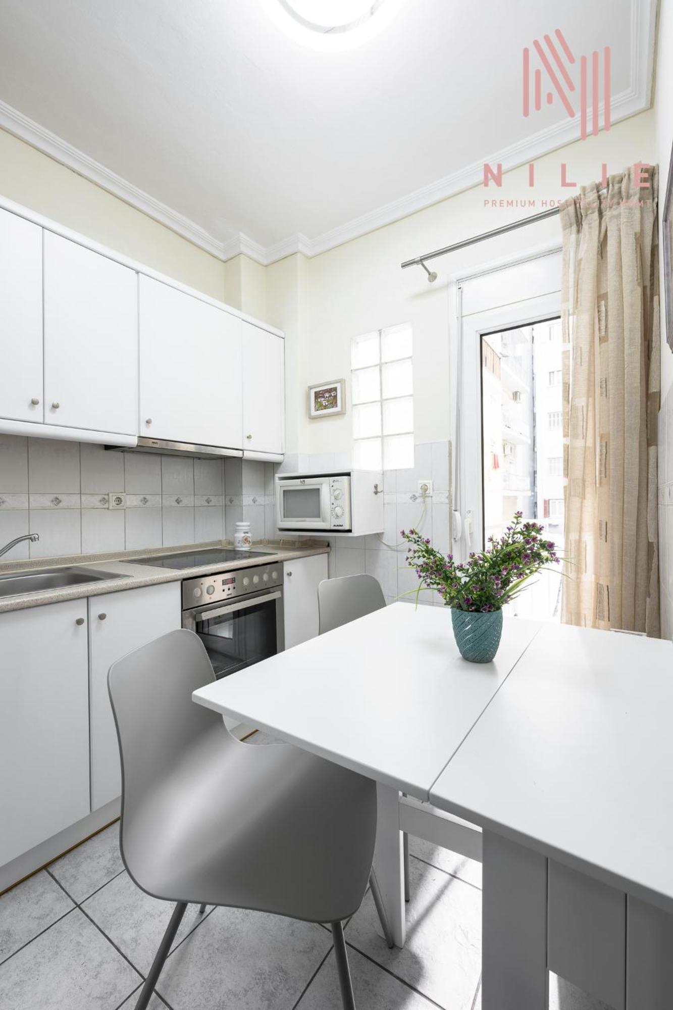 Little Paris, Nilie Hospitality Mgmt Apartment Tesalonika Bagian luar foto